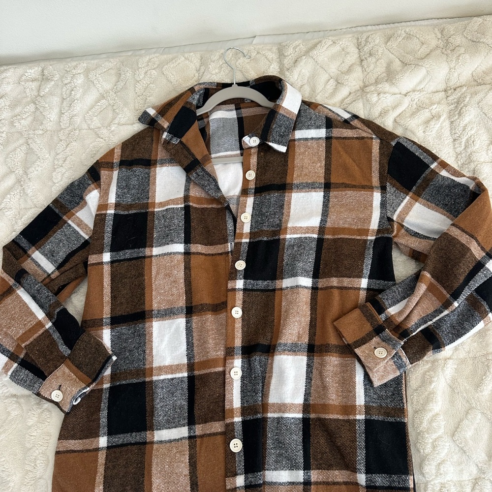 Plaid Button-Up Shirt in Brown and Black